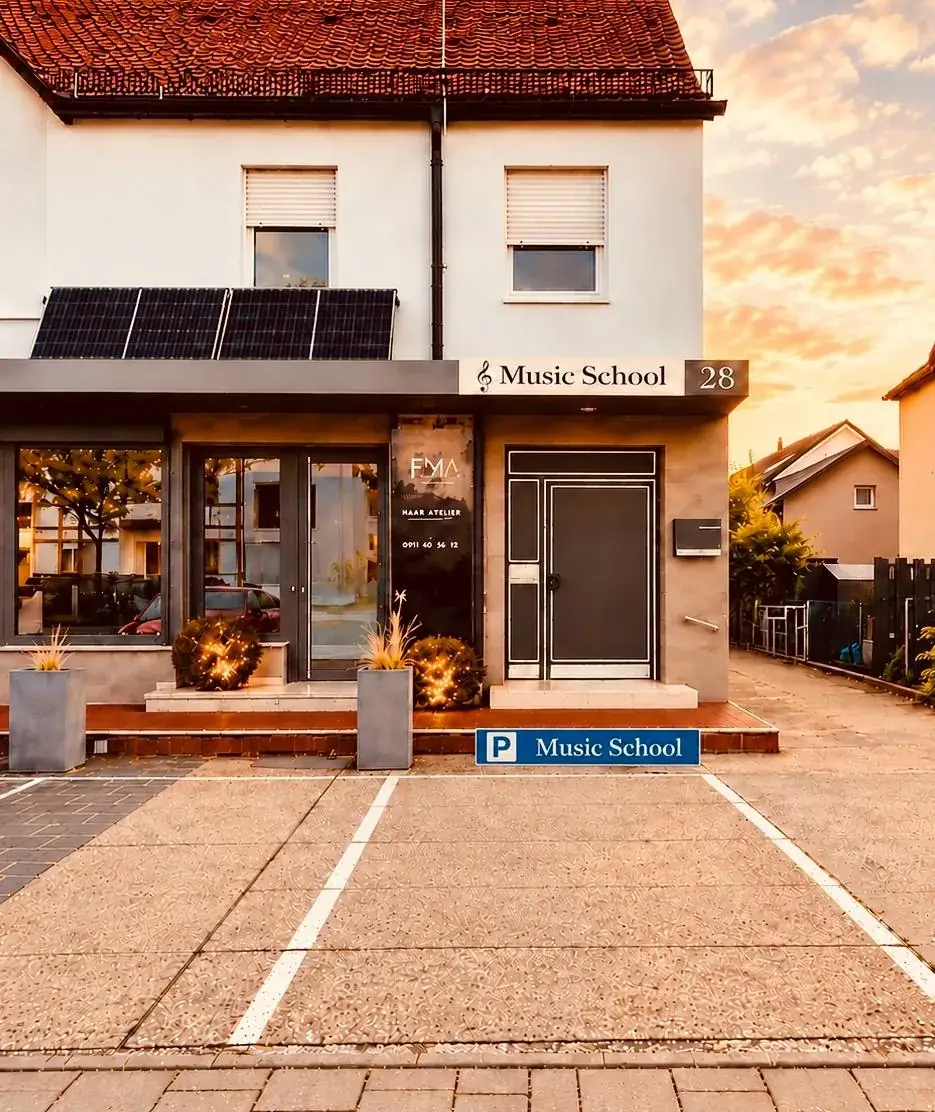 Außenansicht der Music School in Schwaig bei Nürnberg