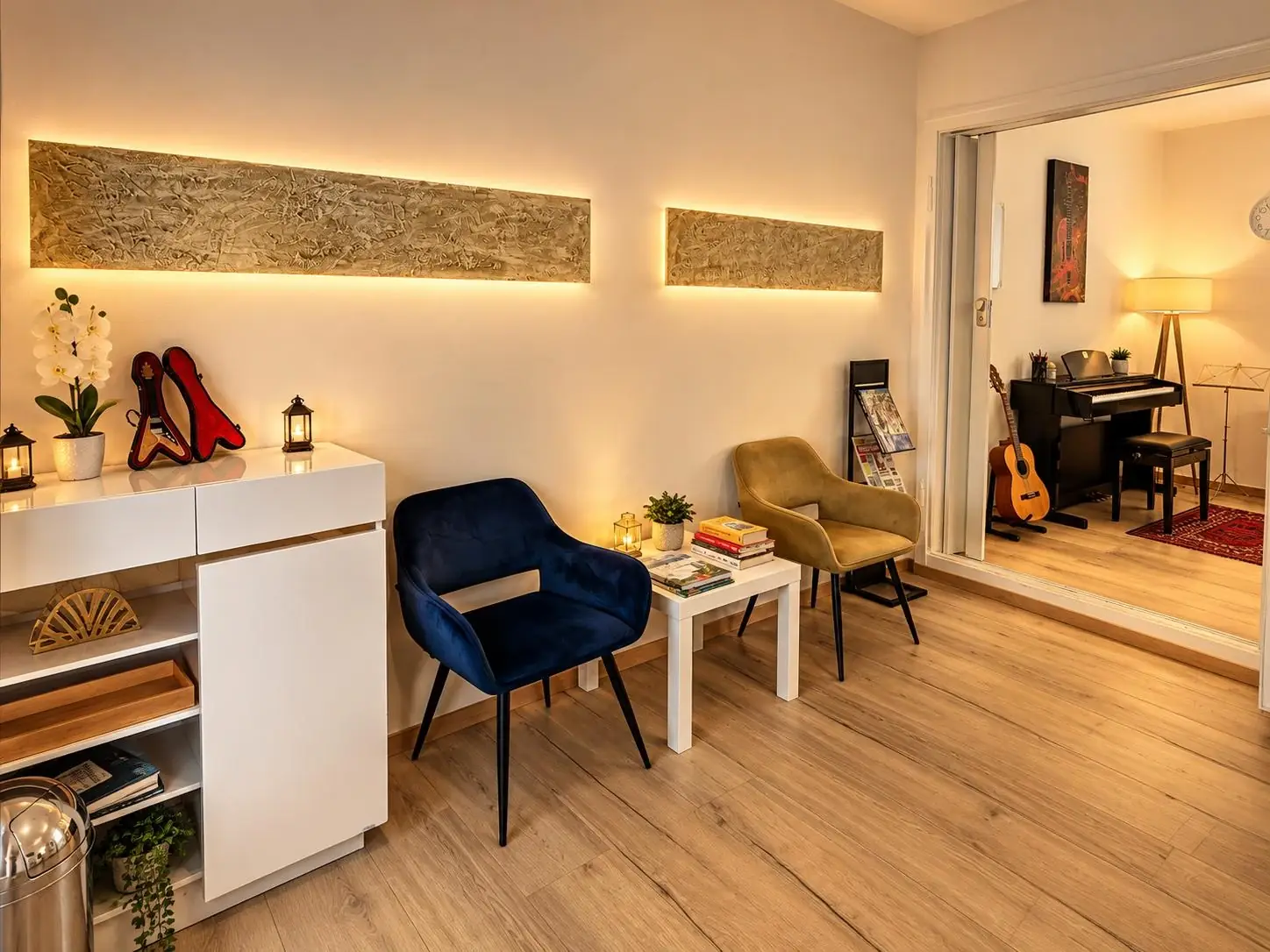 Blick vom Wartebereich in das Klavierzimmer